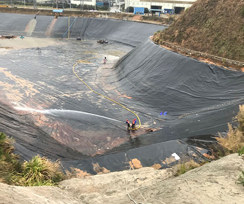 泸溪废水池清理